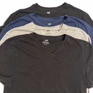 H&M Essential Men’s T-Shirt Bundle (4-Pack) | Size Medium | Classic Comfy
